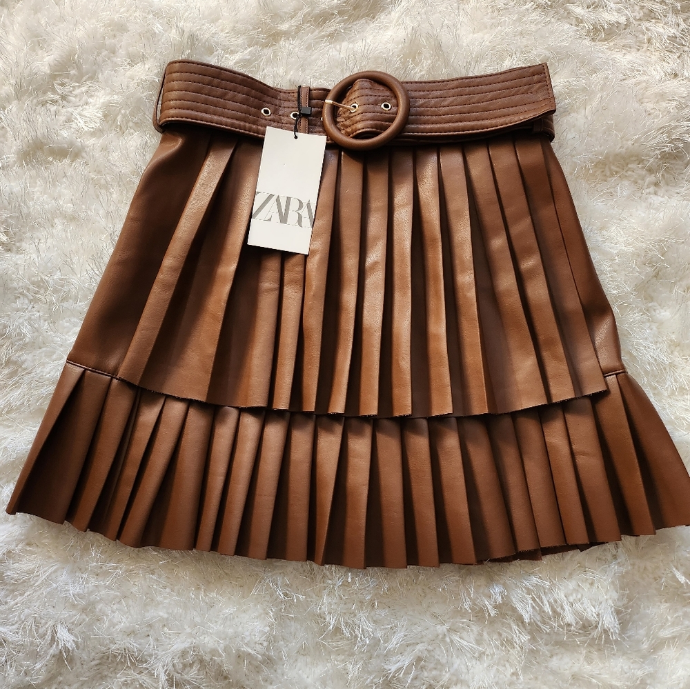 ZARA FAUX LEATHER PLEATED SKIRT - SIZE SMALL
